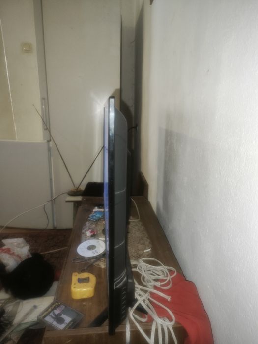 Телевизор ARG 103cm