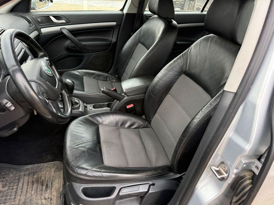 Dezmembrez / Dezmembrari / Piese / Accesorii Skoda octavia 2 facelift break 2011 1.2 tsi CBZ cutie LHY, stanga