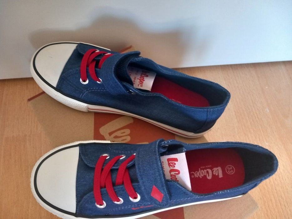 Нови кецове Lee Cooper