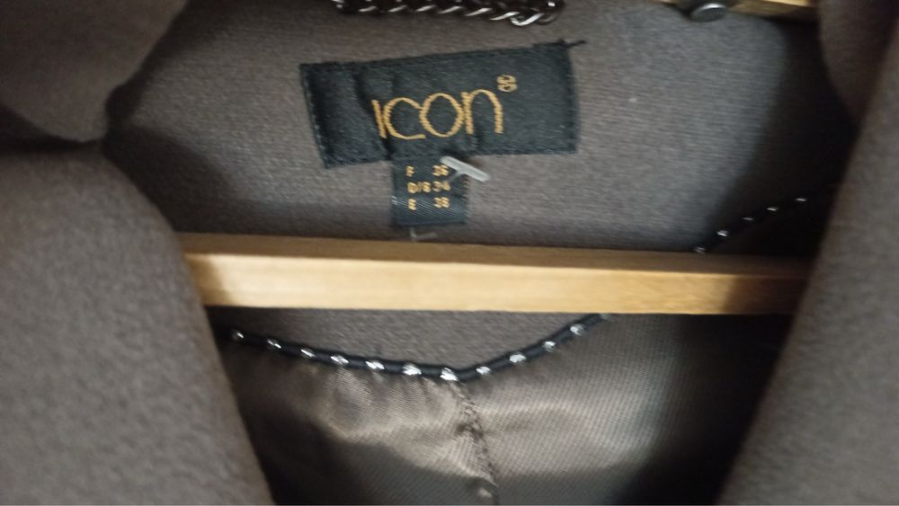 Продам пальто, состояние новое. Размер 44.