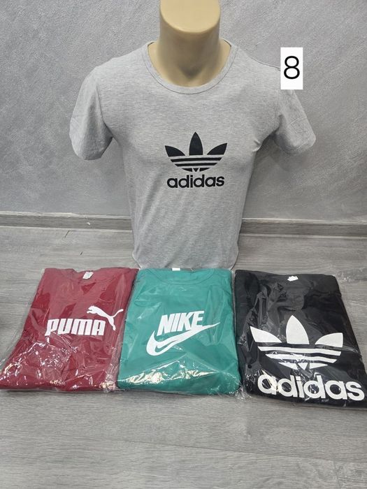 Seturi de bărbați de 4 tricouri mărimi de la S la XXL