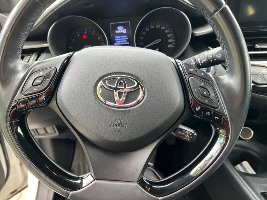 Dezmembrez / Piese auto Toyota C-HR Hybrid