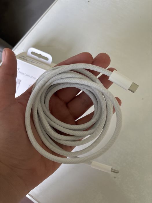 Cablu USB-C( 2 metri)
