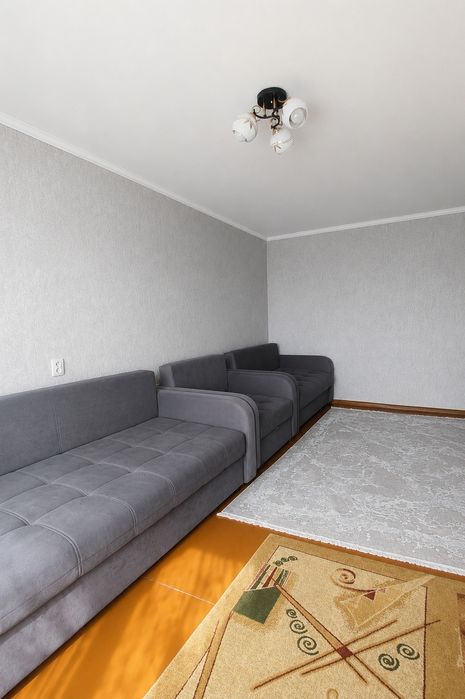 Продам 1.5 в хорошем состоянии