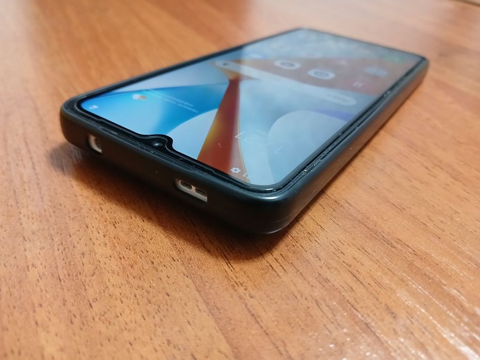 Poco C61  в идеале полный комплект