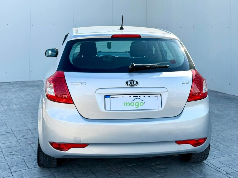 Kia Ceed 1.6 diesel 114cp preț 3999 euro