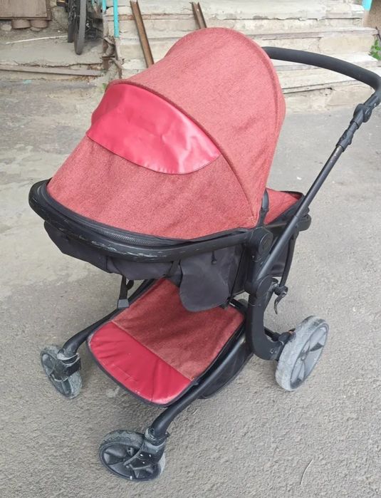 Продам детскую коляску