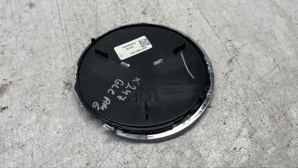 Mercedes GLA X247 предна емблема