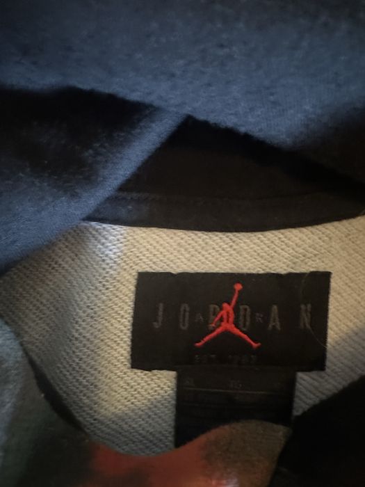 Суичър Найк