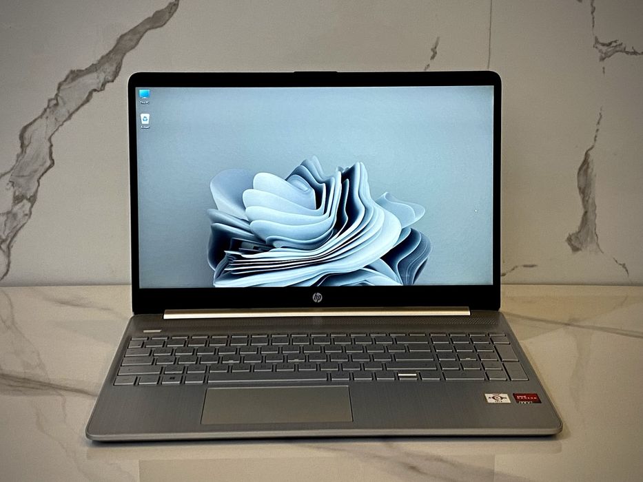 HP ноутбугы сатылады.