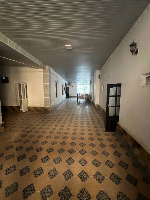 Срочно Катта ховли  сотилади шахар центр жойлашган ориентир Некрасиво