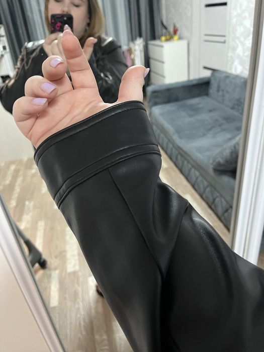 Кожак мужской , б/у