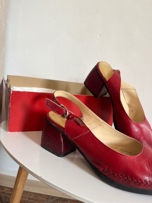 Дамски обувки на Real