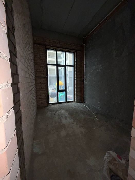 Срочно продаётся 4х комнатная квартира коробка 134 м.кв  Фрунзе