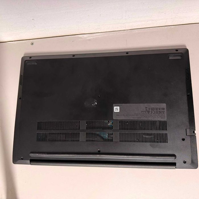 Laptop Lenovo V16 G4 i513420, 16GB RAM, 512SSD (AG15 Gara 1 B34238.1) Garantie 2 ani!