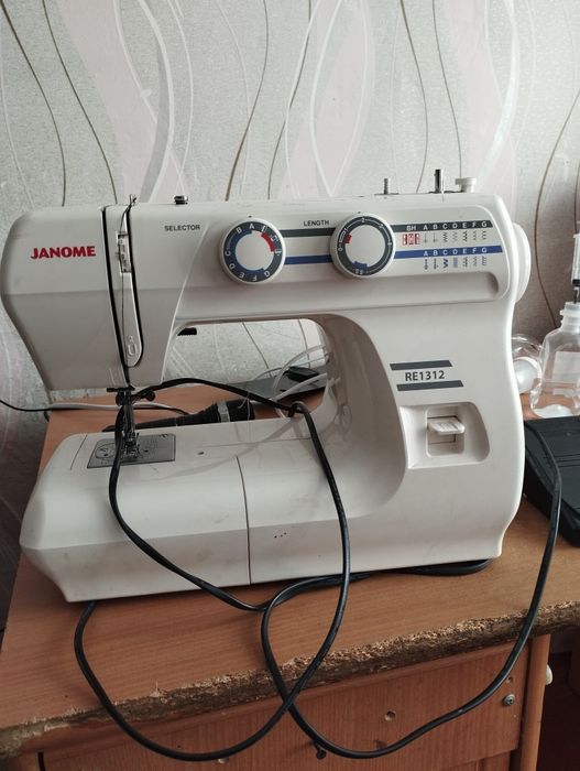 Продоется швейная машинка 40000теңге