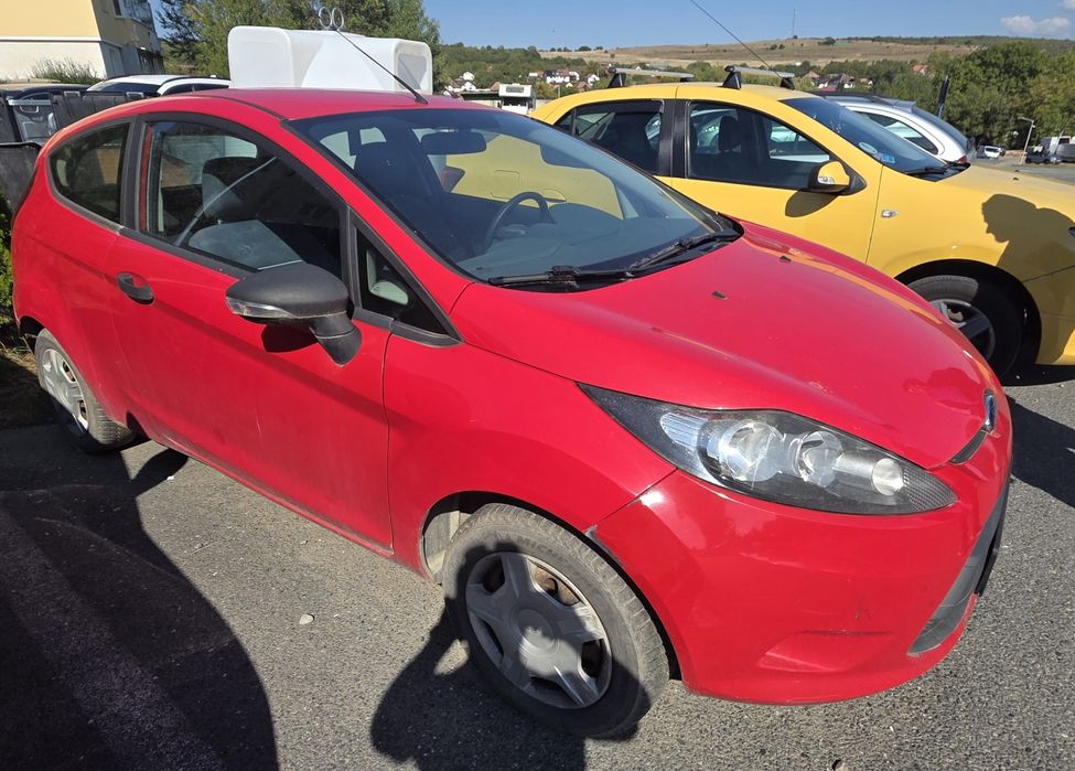FORD Fiesta 2010 — imagine 2