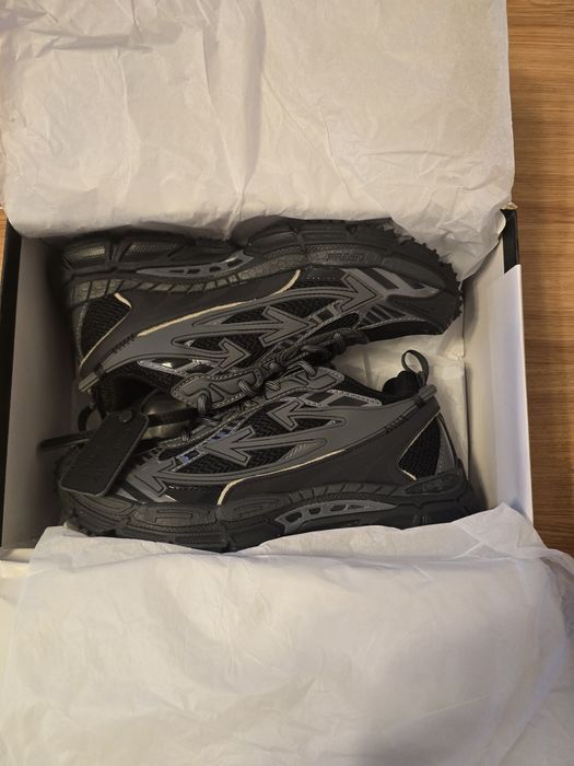 off white be right back