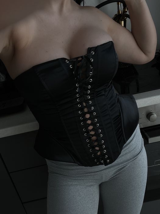 Corset negru satin S si M