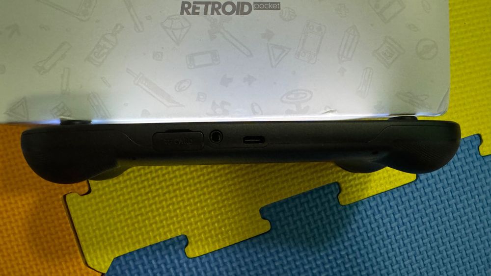 Retroid Pocket 5