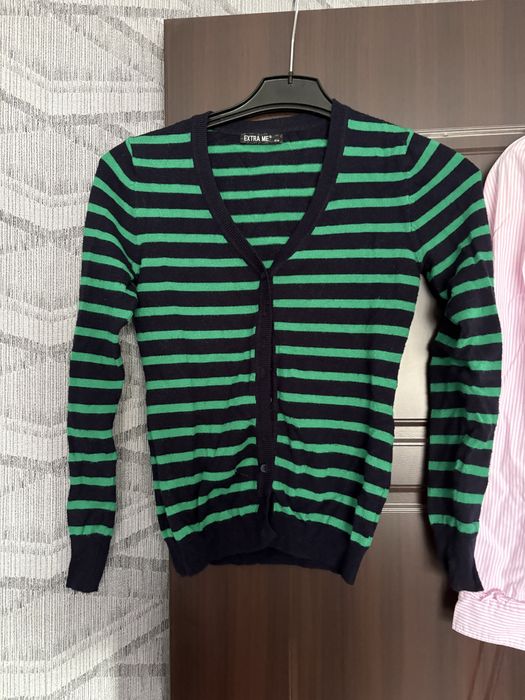 Дамски пуловери като нови