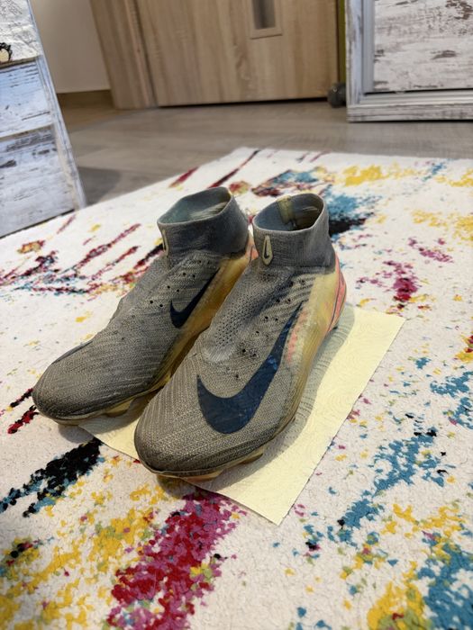 Елитни Професионални Бутонки Nike Mercurial 40.5 номер