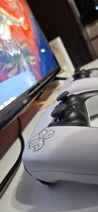 Vand PS5 Slim 1TB SSD, D-Chassis +2 Controlere+ Diablo IV (negociabil)