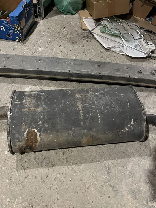 Греда и задно гърне БМВ Е30