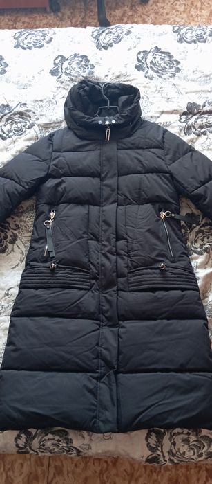 Продам зимнюю куртку