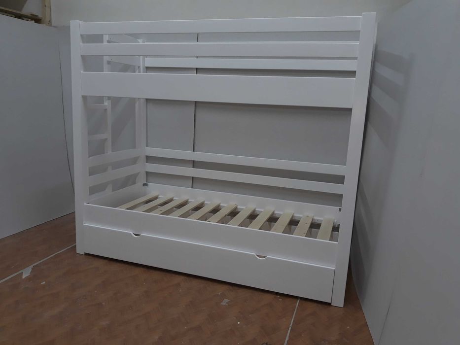 TRANSPORT GRATUIT.Pat etajat-supraetajat din lemn masiv.Cod 2028