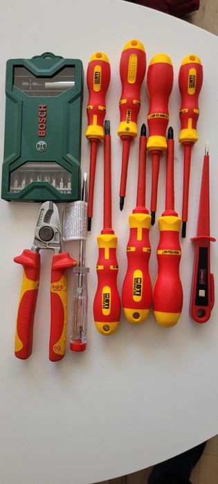 Cleste  Nws biti bosch, set surubelnite BTI