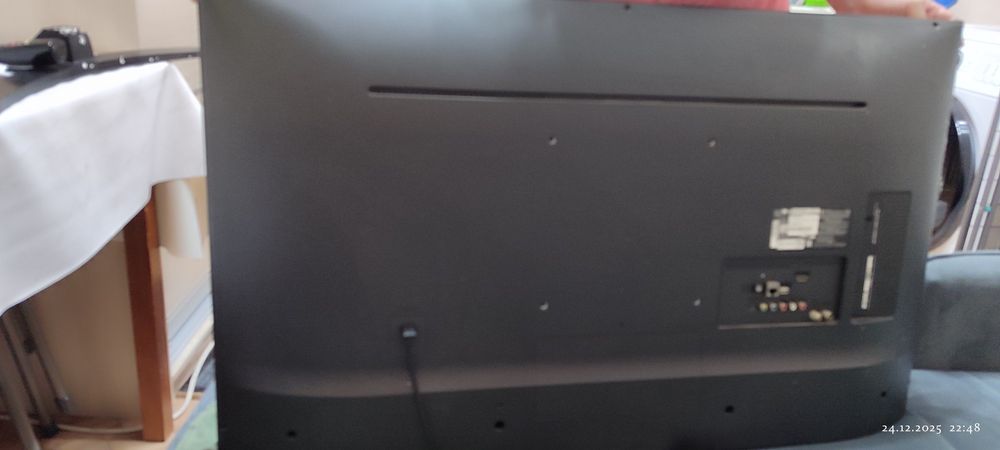 Продам телевизор LG