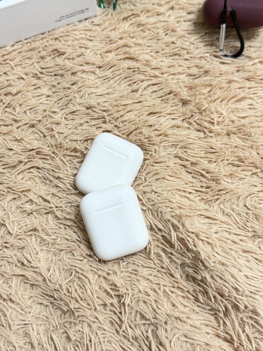 Apple AirPods 1 белый
