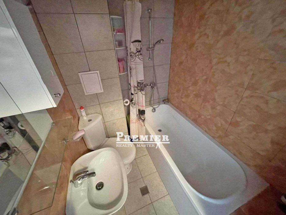 Продава се Двустаен апартамент в к.к. Слънчев бряг - 59 кв.м за 967 €/кв.м - Снимка #2