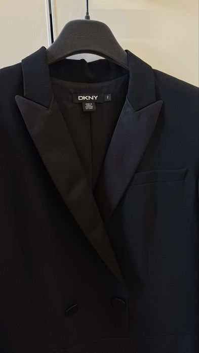 Платье DKNY черное смокинг