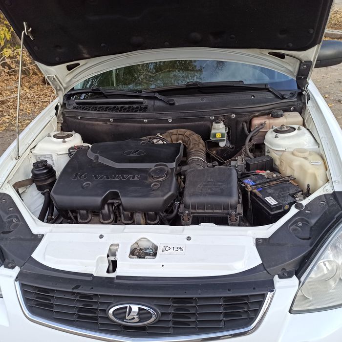 Продам ладу приора 2 универсал 2014г.