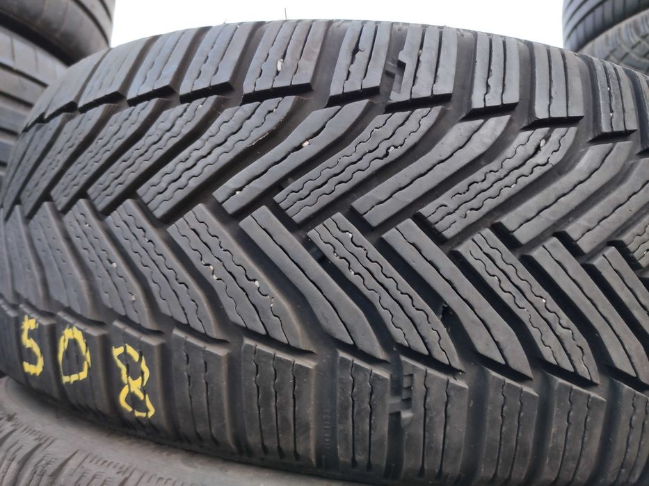 4бр Зимни гуми 225 45 17 - Michelin