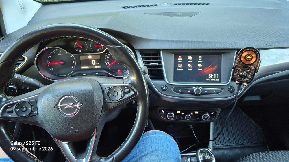 Opel CrosslandX 2019, 131 CP, full options, fara scaune de piele