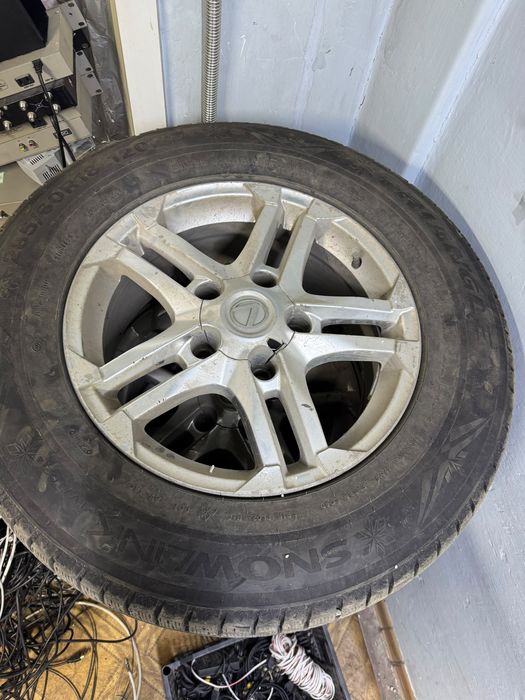 285/60R/18 резина с дисками липучка 5/150