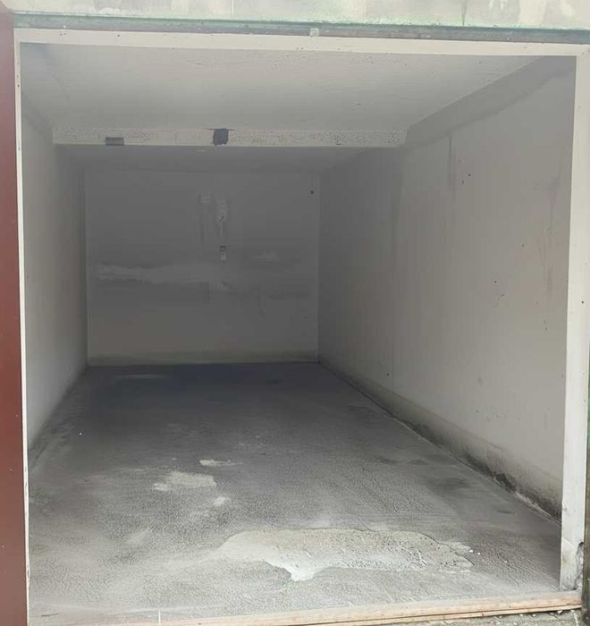 garaj in Cart Tractoru | acces stradal