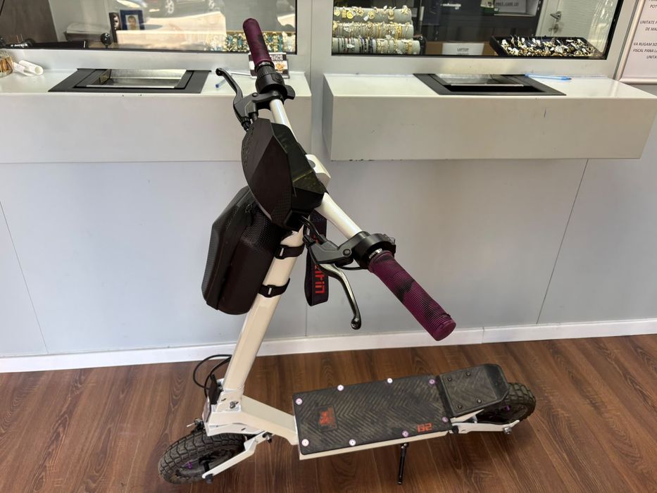 Trotineta el Kukirin G2
