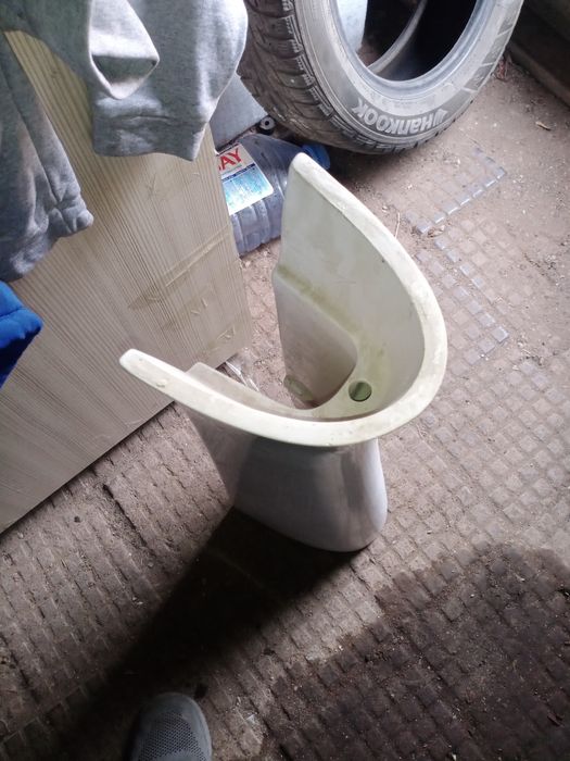 Продам тумбу для раковины