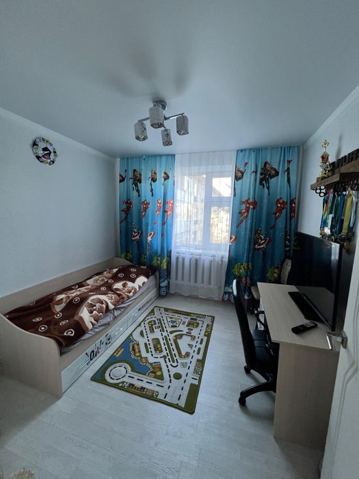 Продам 4-ех комнатную квартиру