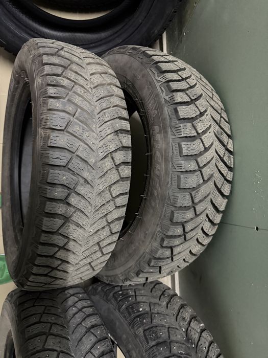 Продам шины Michelin x-ice north4