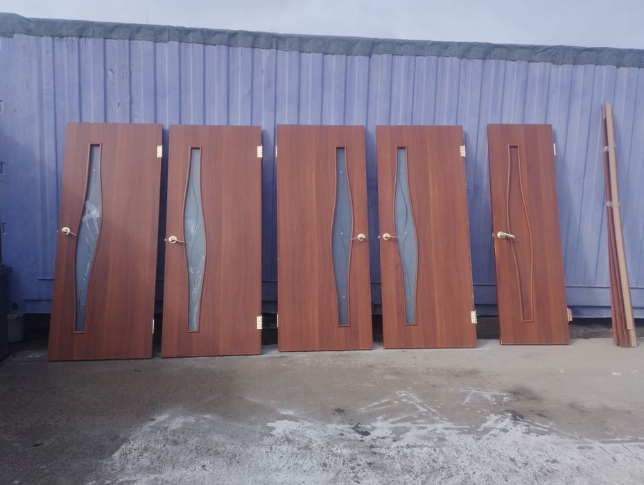 Срочно продам б/у двери