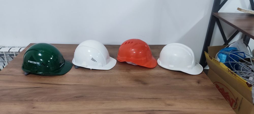 Строительные каски