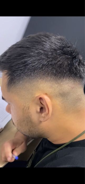 Execut frizuri gratuite