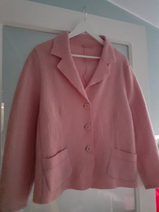 Jacheta de lână pentru femei