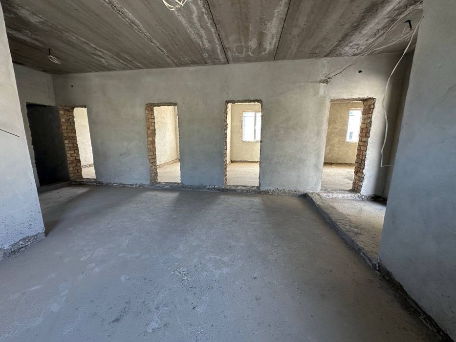 Котедж сотилади 4 сотихли Нарпайда