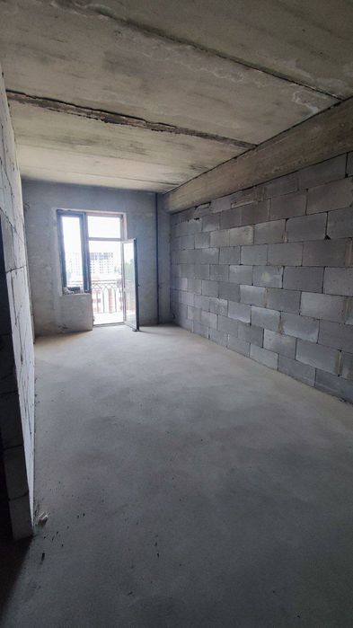 Срочно!!! Продаётся квартира...Центр Ферганы